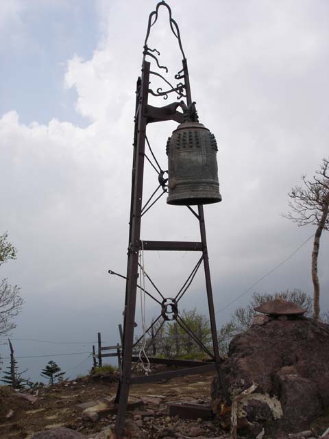 山頂の鐘