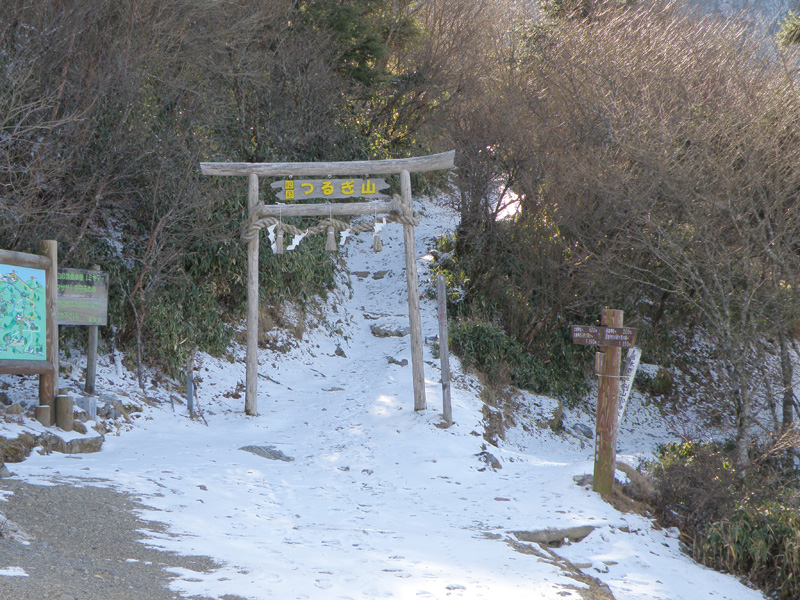 大剣神社方面の登山道