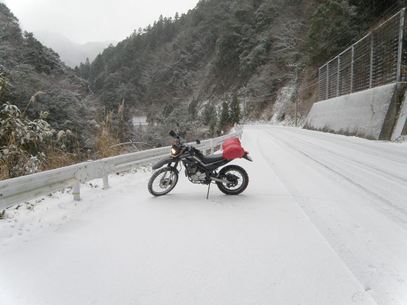 積雪＋バイク