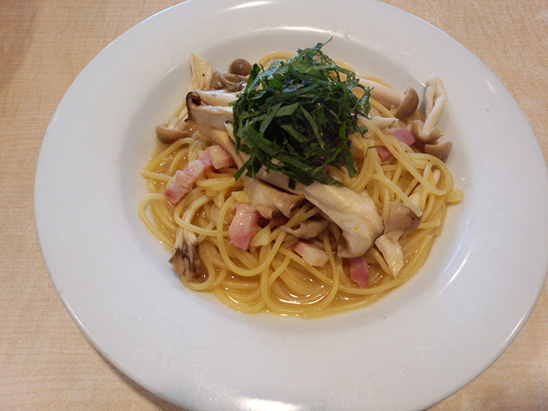 3種のたっぷりきのこの和風塩レモンスパゲッティ