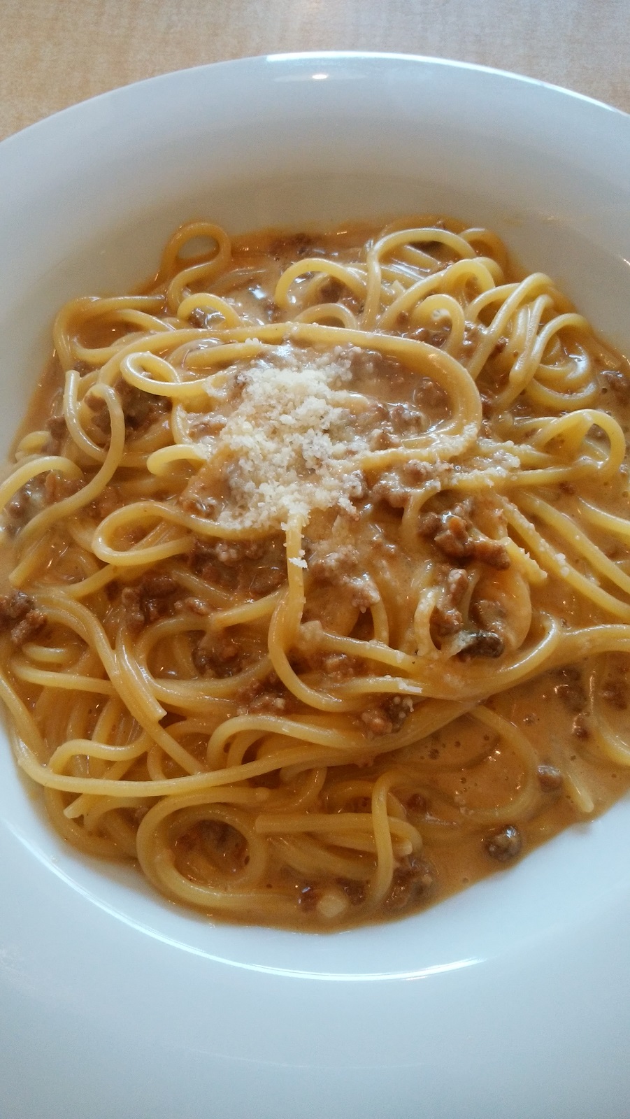 白のミートソース