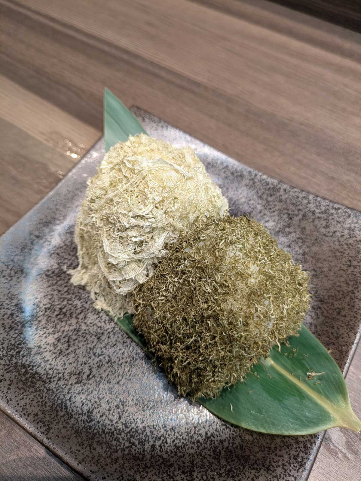 とろろ昆布おにぎり